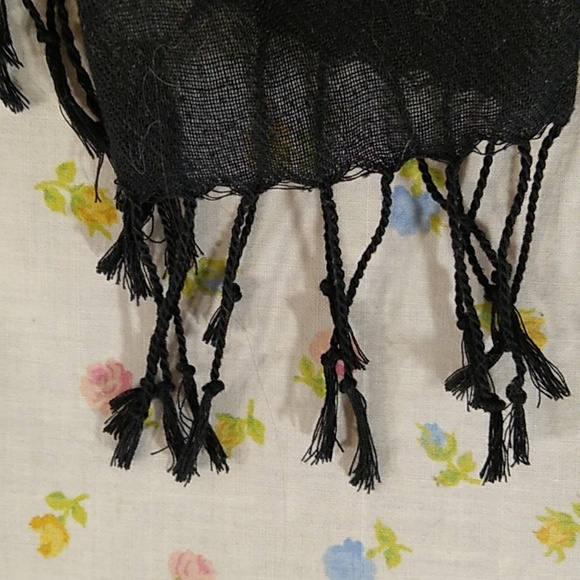 Scarf - Picture 5 of 6